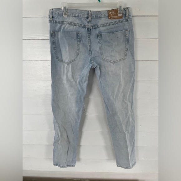 Light Wash One by One Teaspoon Awesome Baggies Jeans - Picture 2 of 12